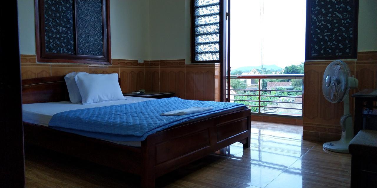 Backpackers Hotel Ha Tinh Exterior photo